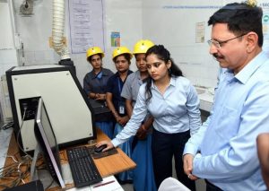 SECL’s CBM lab in Gevra now operated entirely by women