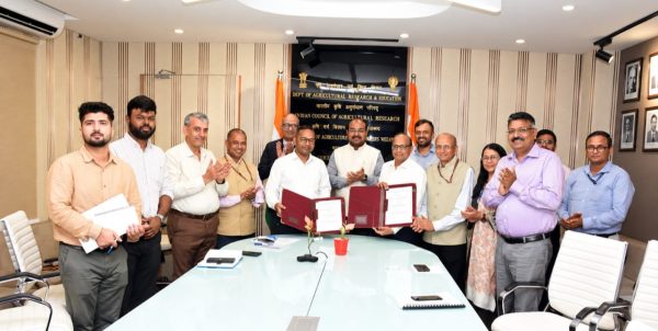 RECPDCL signs MoA with ICAR for Rooftop Solarisation of 76 Institutes across India